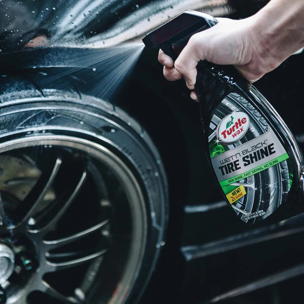 Turtle Wax Wet 'N Black Ultra Wet Tire Shine (680ml)